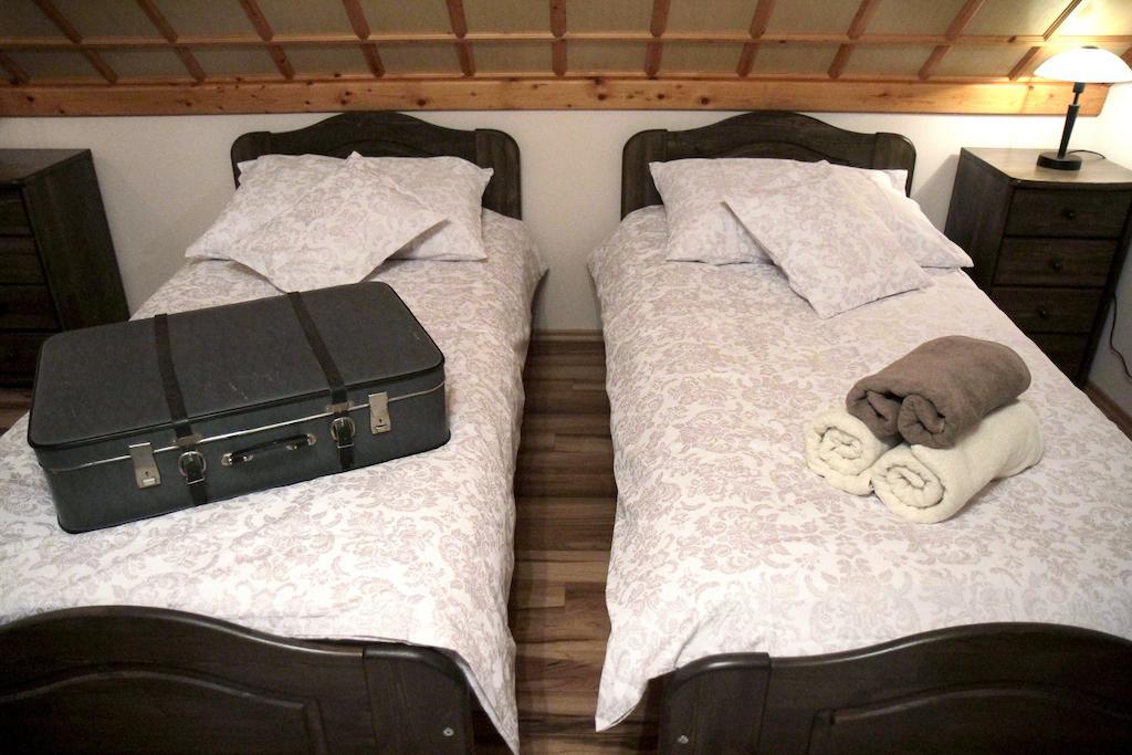 Hotel Patkoszeg Vendeghaz Kaposfo Zimmer foto